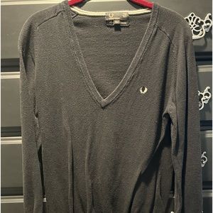 Fred Perry v- neck sweater